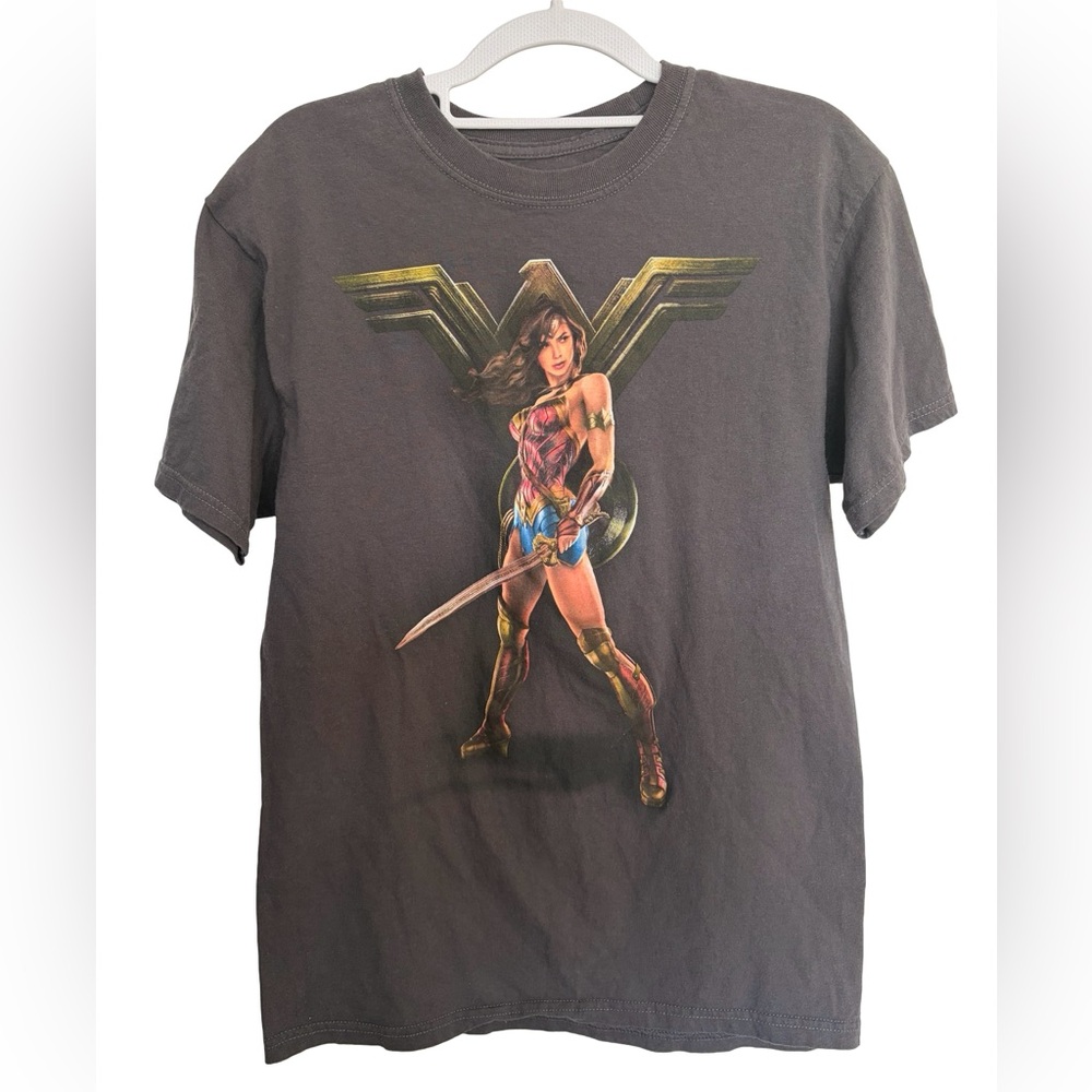 3/$15 Wonder Woman T Shirt - DC Comics Medium VGUC
